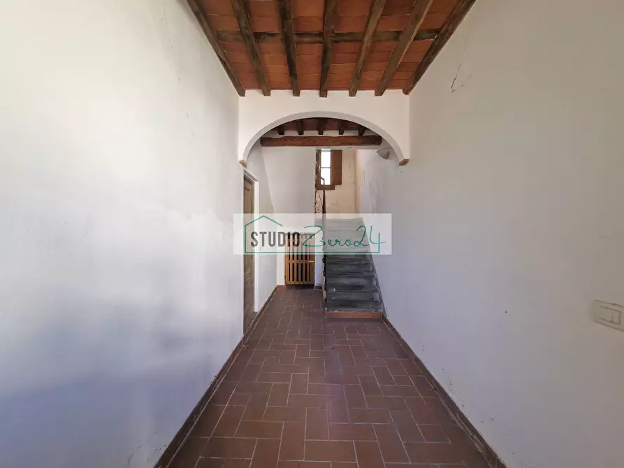 Immagine 2 di Appartamento in vendita  in Via Terrapezzina a Camaiore