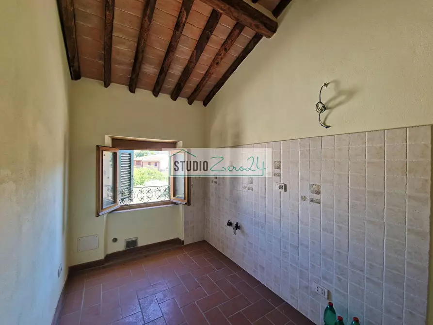 Immagine 9 di Appartamento in vendita  in Via Terrapezzina a Camaiore