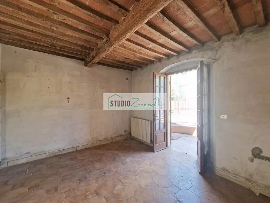 Immagine 9 di Casa semindipendente in vendita  in via Terrapezzina a Camaiore
