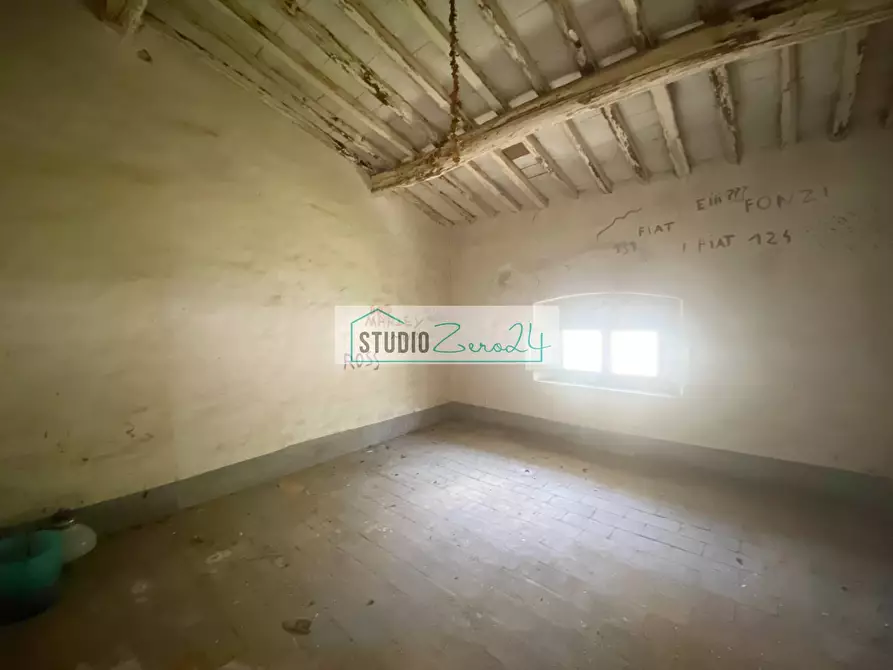 Immagine 74 di Casa semindipendente in vendita  in corte rodeschi 15 a Camaiore