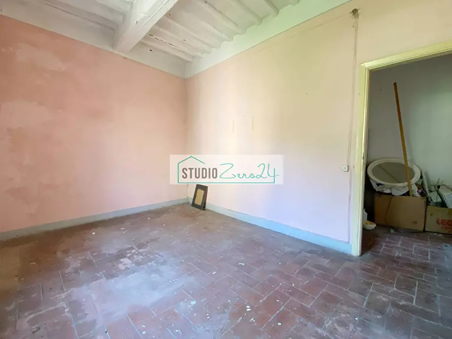 Immagine 59 di Casa semindipendente in vendita  in corte rodeschi 15 a Camaiore
