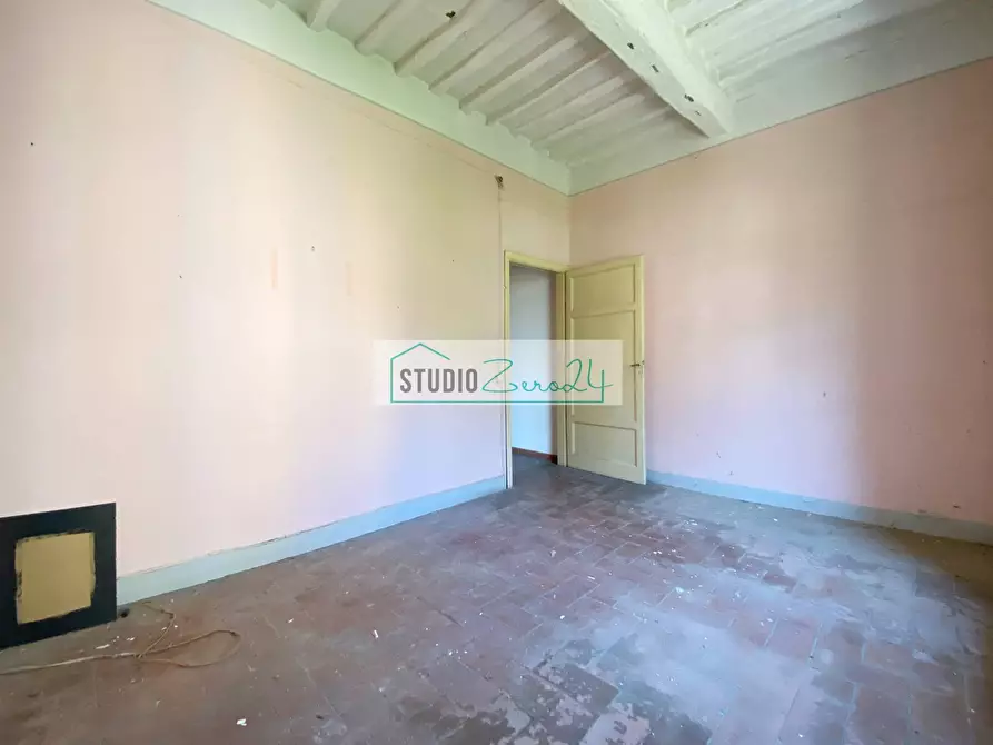 Immagine 60 di Casa semindipendente in vendita  in corte rodeschi 15 a Camaiore
