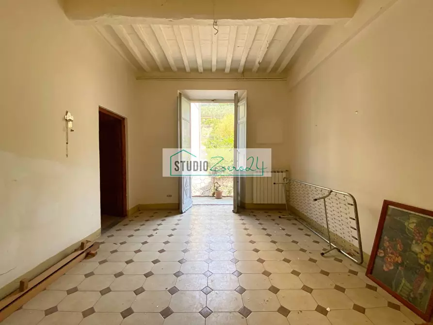 Immagine 31 di Casa semindipendente in vendita  in corte rodeschi 15 a Camaiore