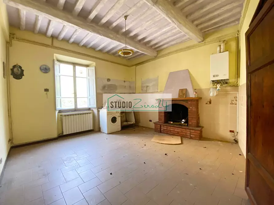 Immagine 37 di Casa semindipendente in vendita  in corte rodeschi 15 a Camaiore