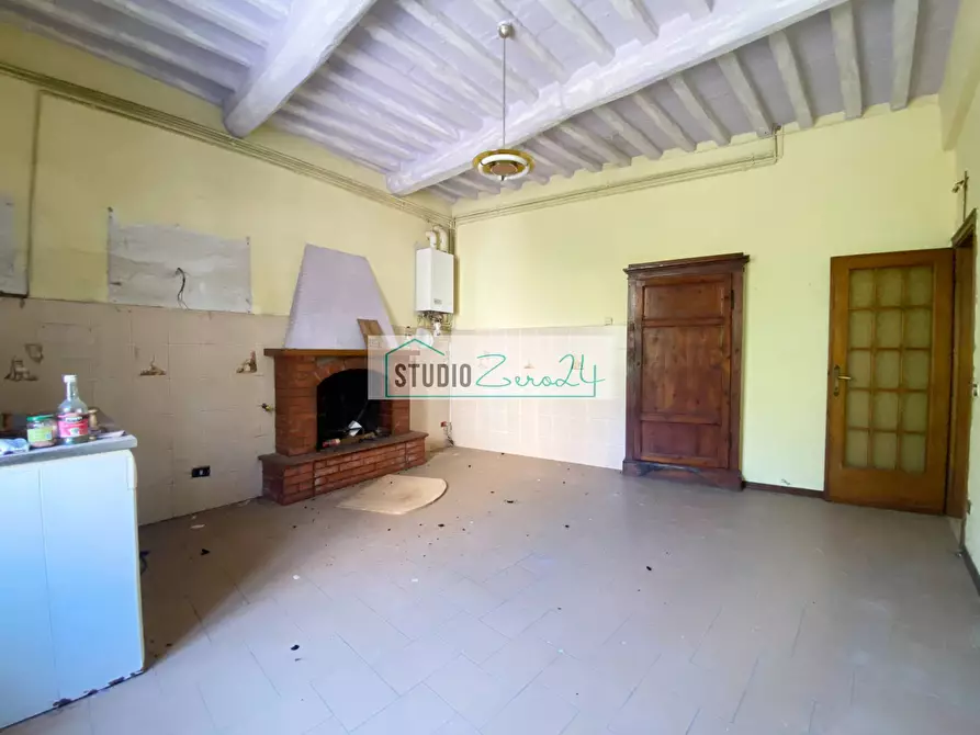 Immagine 40 di Casa semindipendente in vendita  in corte rodeschi 15 a Camaiore