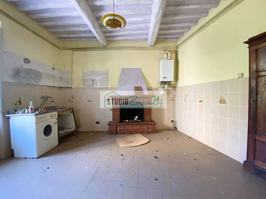 Immagine 39 di Casa semindipendente in vendita  in corte rodeschi 15 a Camaiore