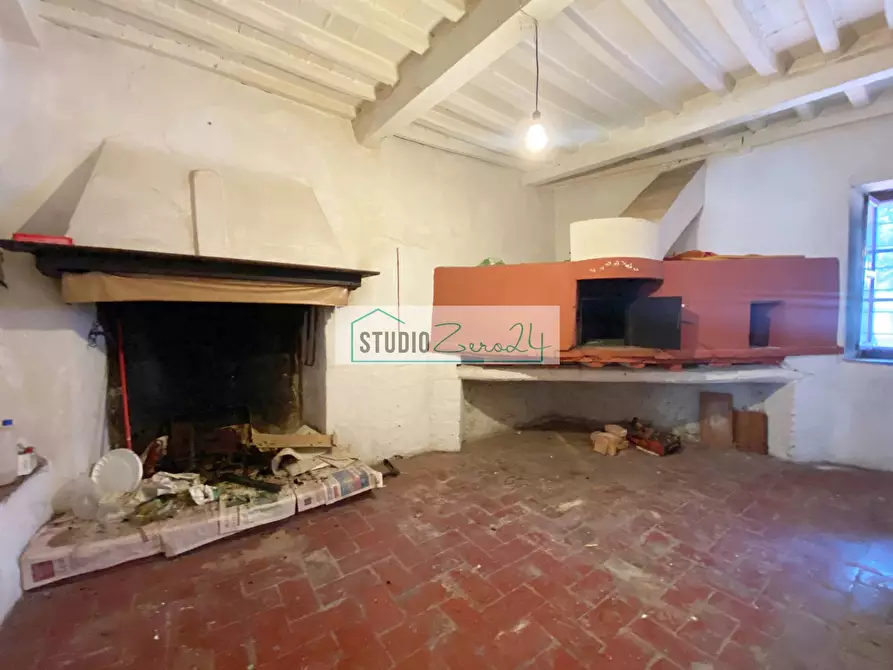 Immagine 43 di Casa semindipendente in vendita  in corte rodeschi 15 a Camaiore
