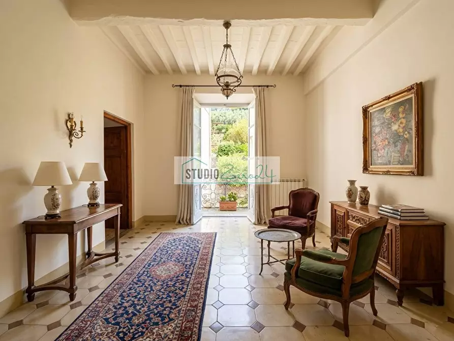 Immagine 32 di Casa semindipendente in vendita  in corte rodeschi 15 a Camaiore