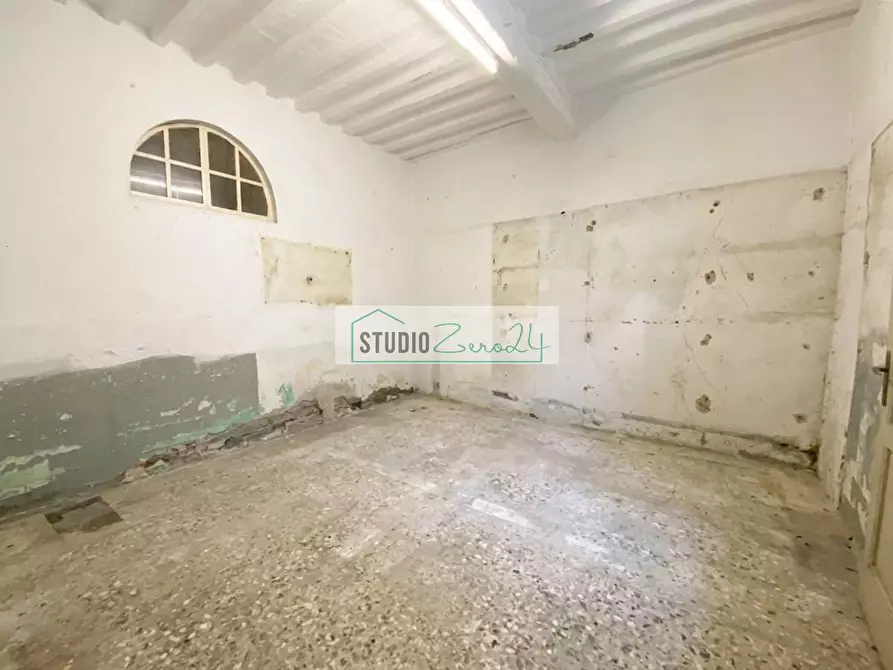 Immagine 16 di Casa semindipendente in vendita  in corte rodeschi 15 a Camaiore