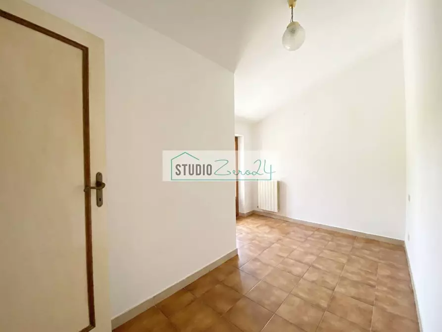Immagine 21 di Casa semindipendente in vendita  in via xxv aprile a Camaiore