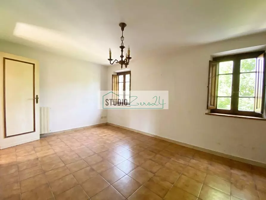 Immagine 16 di Casa semindipendente in vendita  in via xxv aprile a Camaiore