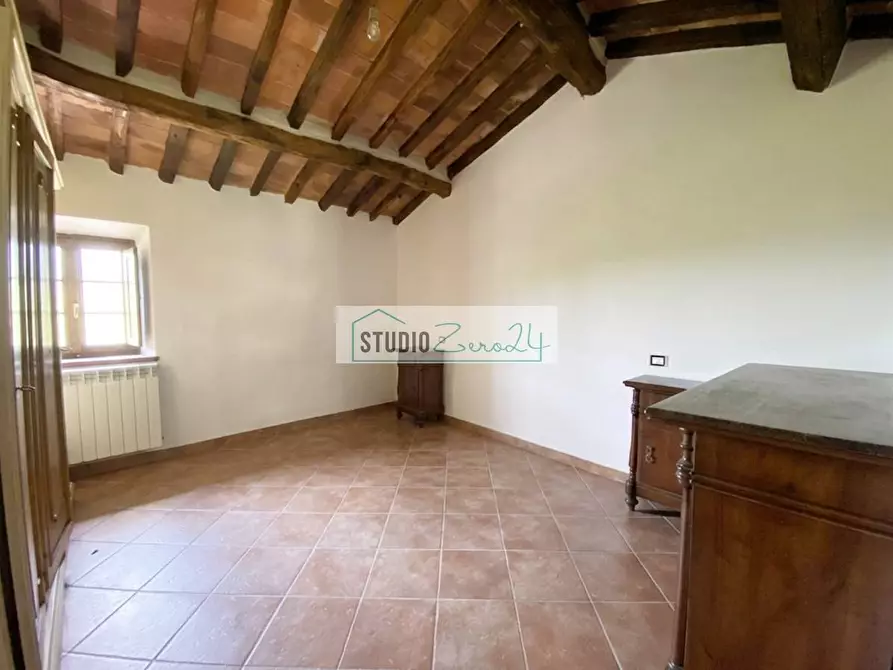 Immagine 24 di Casa semindipendente in vendita  in via xxv aprile a Camaiore