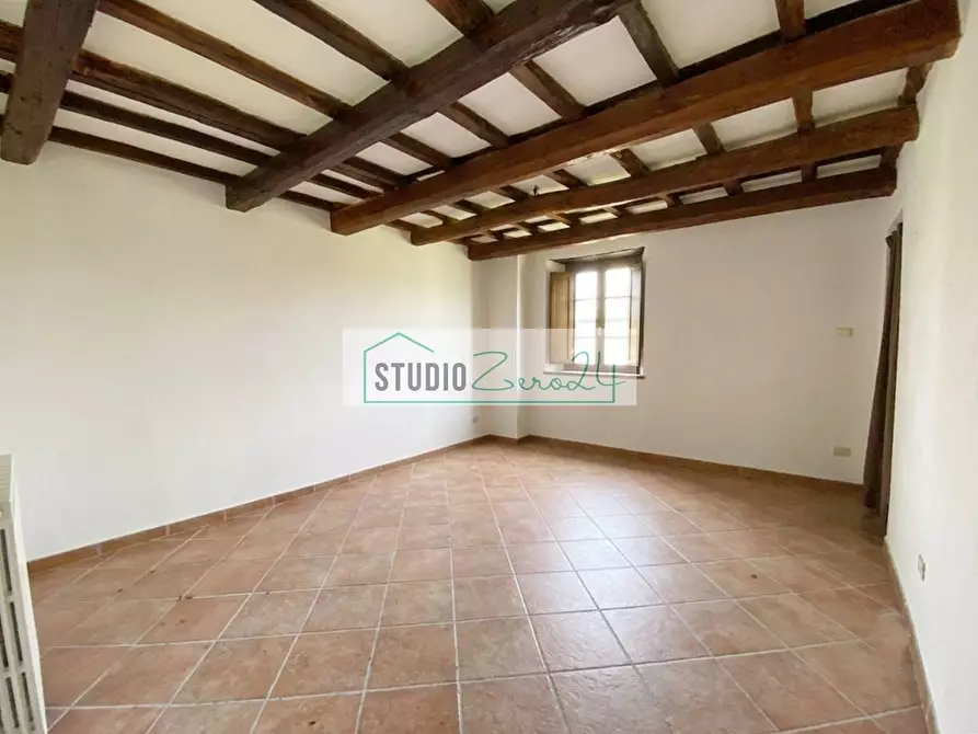 Immagine 7 di Casa semindipendente in vendita  in via xxv aprile a Camaiore