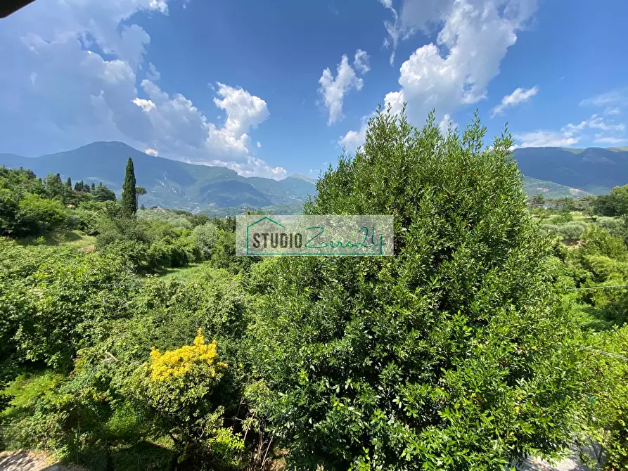 Immagine 23 di Casa semindipendente in vendita  in via xxv aprile a Camaiore
