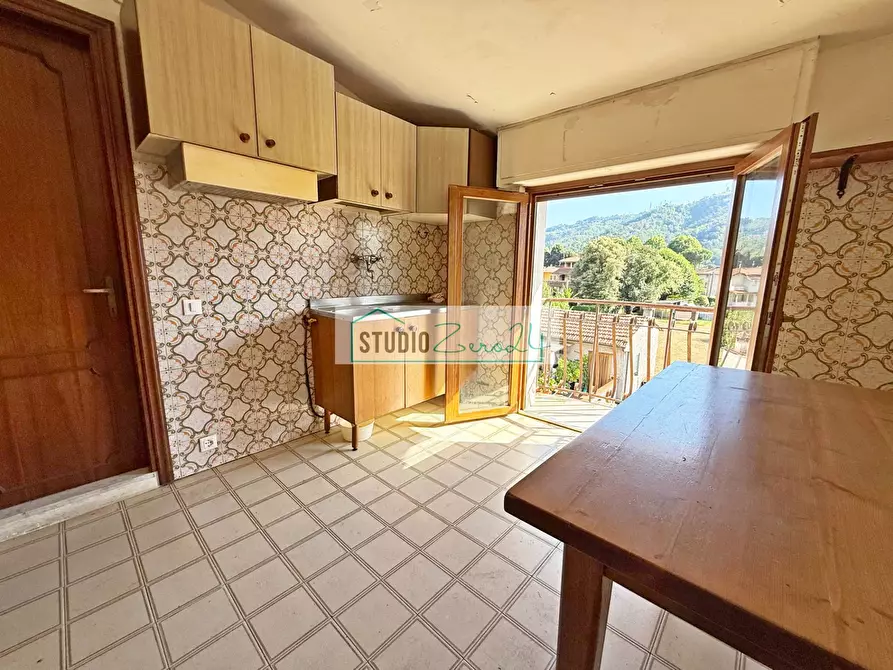 Immagine 3 di Appartamento in vendita  in Via Fondi 1 a Camaiore