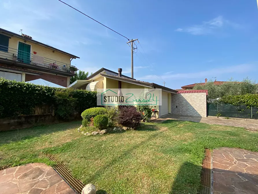 Immagine 50 di Casa semindipendente in vendita  in Via del Cafaggiolo 33 a Camaiore