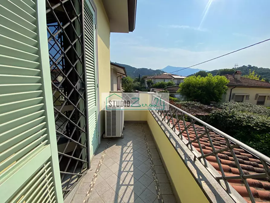 Immagine 26 di Casa semindipendente in vendita  in Via del Cafaggiolo 33 a Camaiore