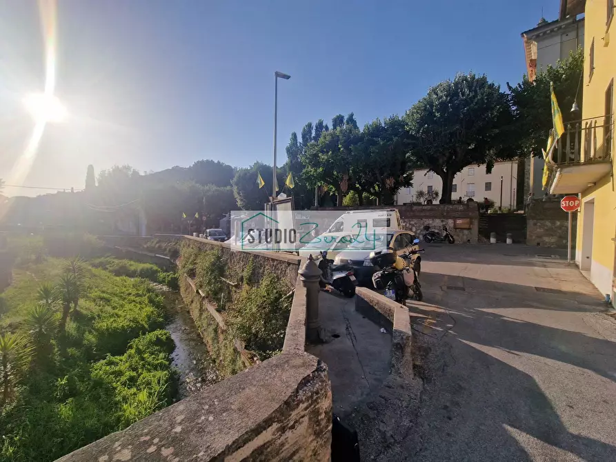 Immagine 7 di Casa semindipendente in vendita  in Via Sandro Pertini a Camaiore