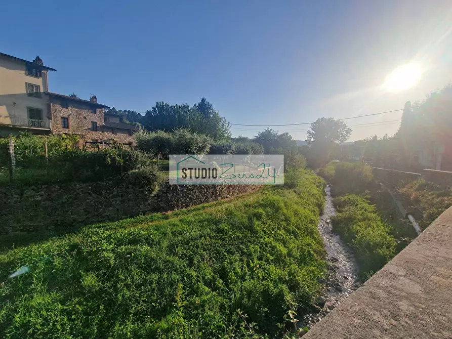 Immagine 11 di Casa semindipendente in vendita  in Via Sandro Pertini a Camaiore