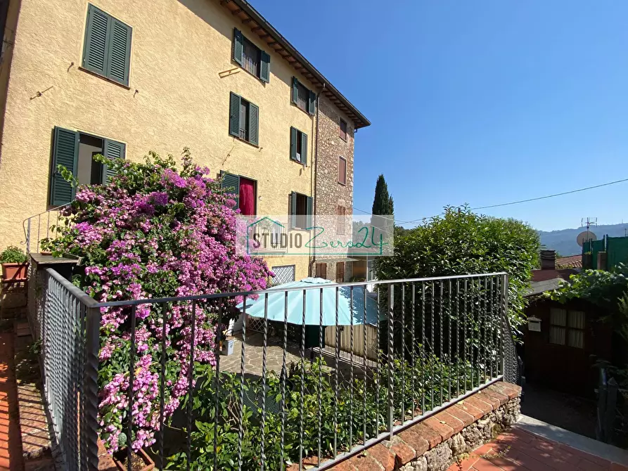 Immagine 29 di Appartamento in vendita  in via nuova 19 a Camaiore