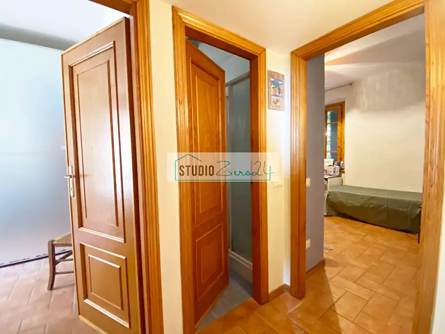 Immagine 10 di Appartamento in vendita  in via nuova 19 a Camaiore