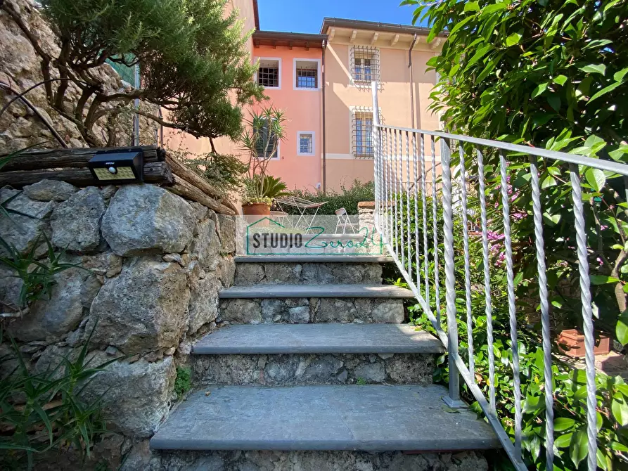 Immagine 33 di Appartamento in vendita  in via nuova 19 a Camaiore