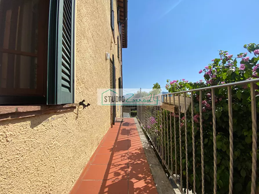 Immagine 25 di Appartamento in vendita  in via nuova 19 a Camaiore