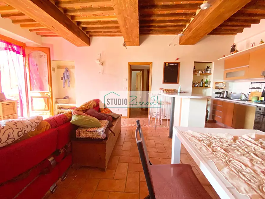 Immagine 7 di Appartamento in vendita  in via nuova 19 a Camaiore