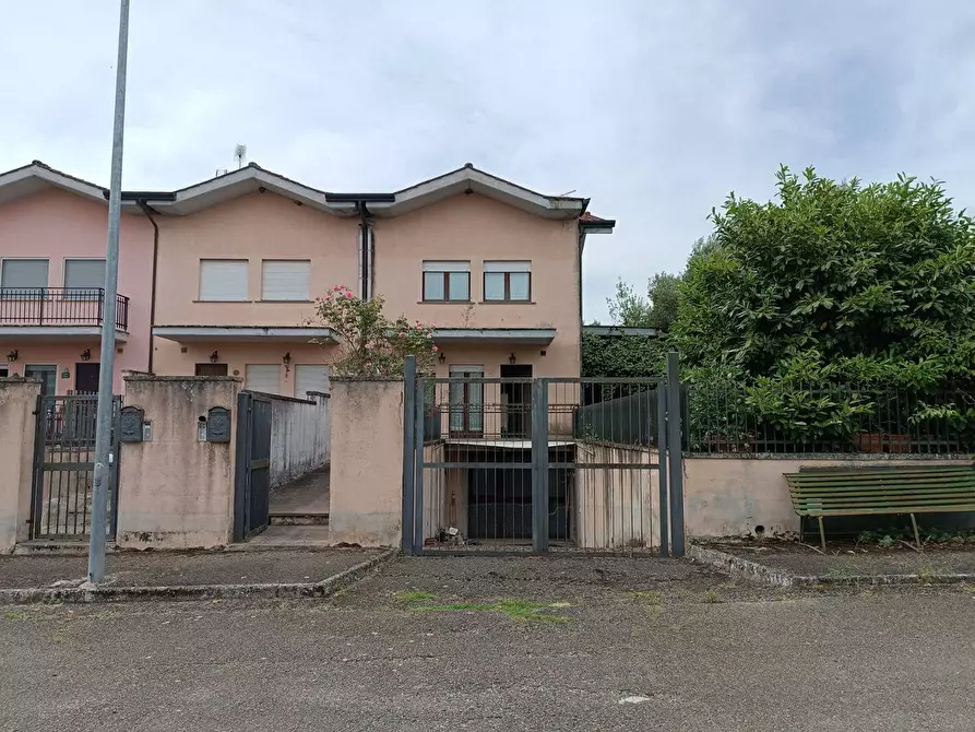 Immagine 2 di Villetta a schiera in vendita  a Graffignano