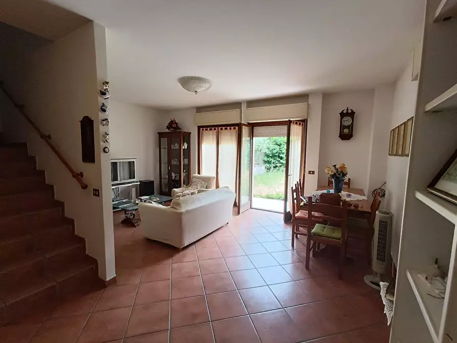 Immagine 13 di Villetta a schiera in vendita  a Graffignano