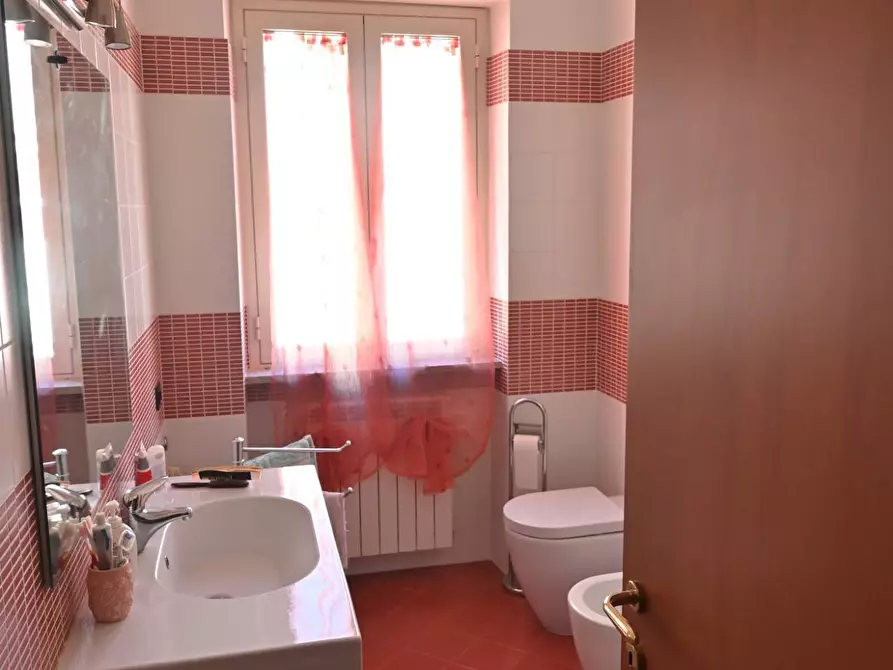 Immagine 19 di Appartamento in vendita  a Bomarzo