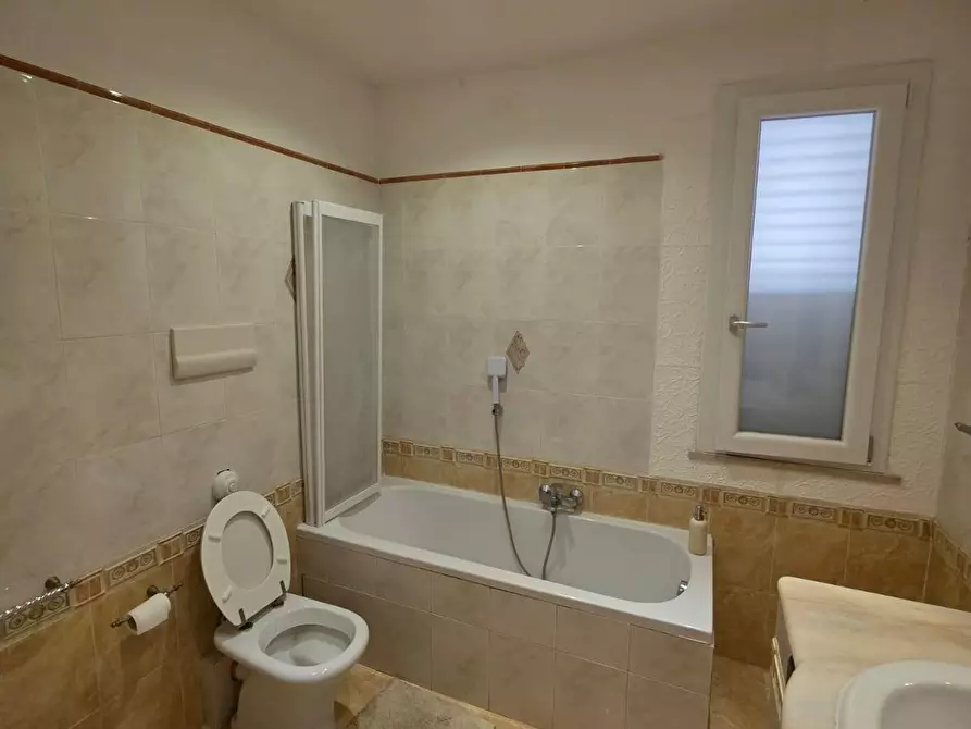 Immagine 14 di Villa in vendita  in Via Archimede 32 a Carini