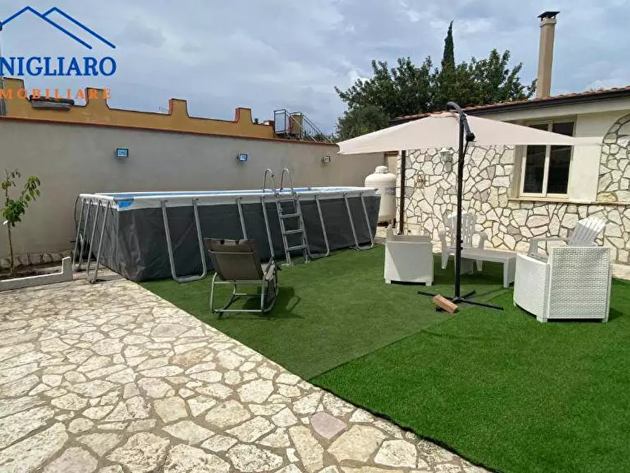 Immagine 2 di Villa in vendita  in Via Archimede 32 a Carini