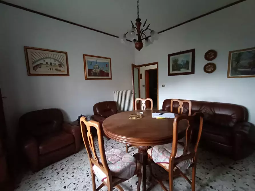 Immagine 1 di Appartamento in vendita  in dell' acquedotto 1 a Montegabbione