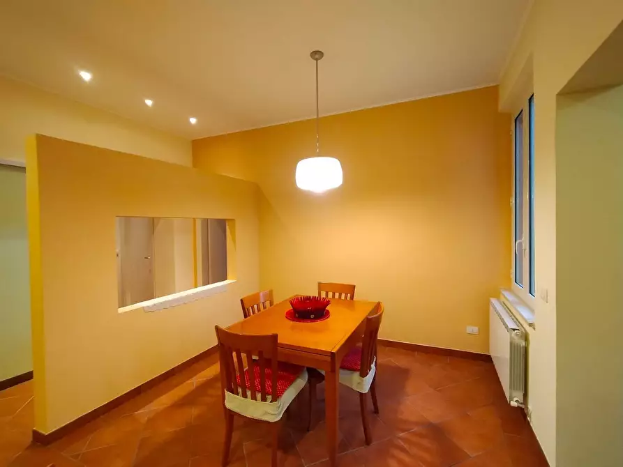 Immagine 13 di Casa semindipendente in vendita  in Strada statale 317 a Marsciano