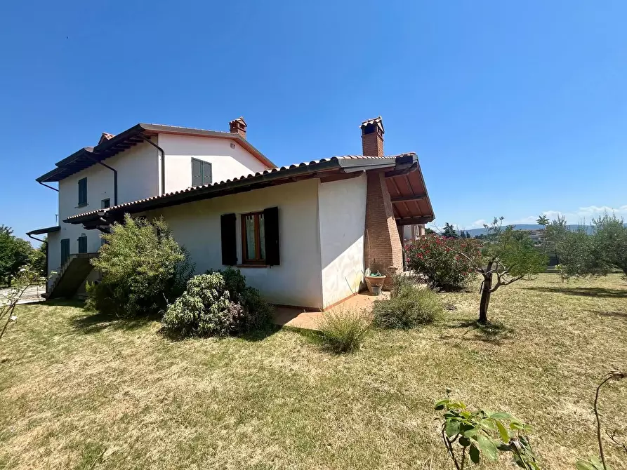Immagine 7 di Villa in vendita  in via della Pace 3 a Marsciano