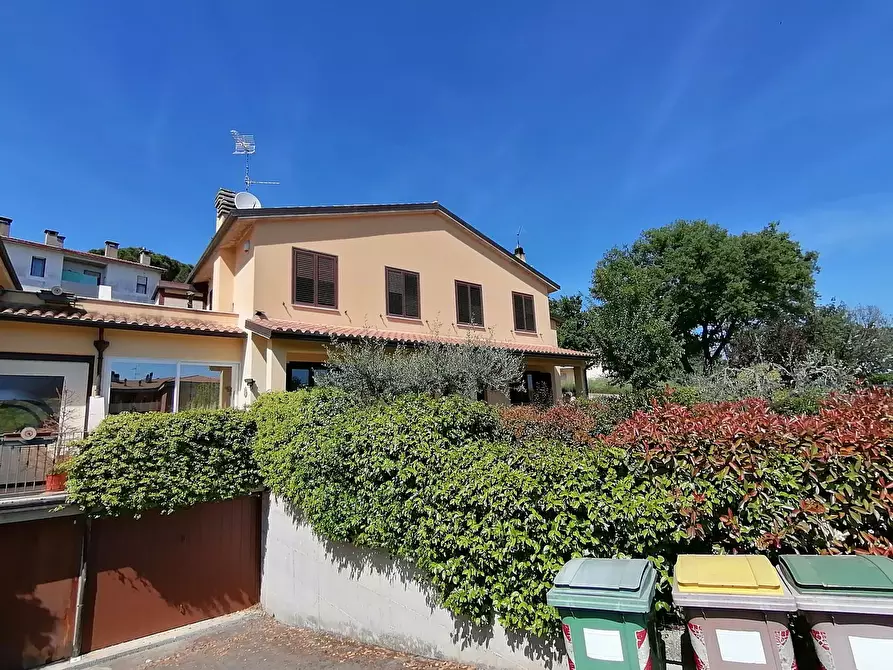 Immagine 1 di Casa semindipendente in vendita  in Via Martio Bulgarelli 9/B a Marsciano