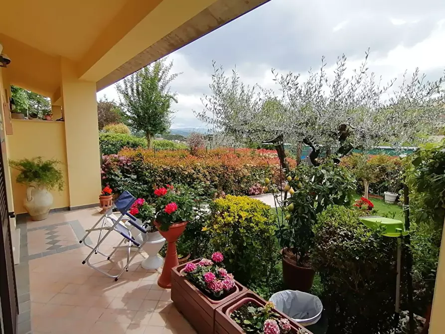 Immagine 4 di Casa semindipendente in vendita  in Via Martio Bulgarelli 9/B a Marsciano