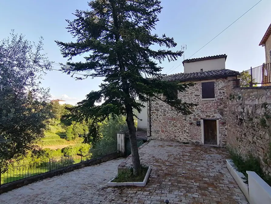 Immagine 1 di Casa indipendente in vendita  in Via Monte Grappa 27 a Marsciano