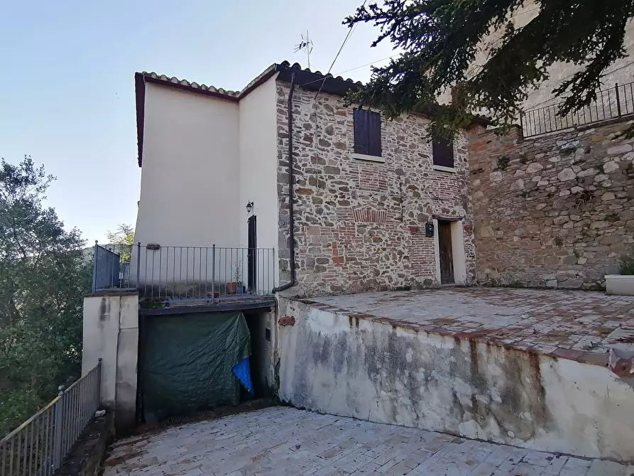 Immagine 2 di Casa indipendente in vendita  in Via Monte Grappa 27 a Marsciano