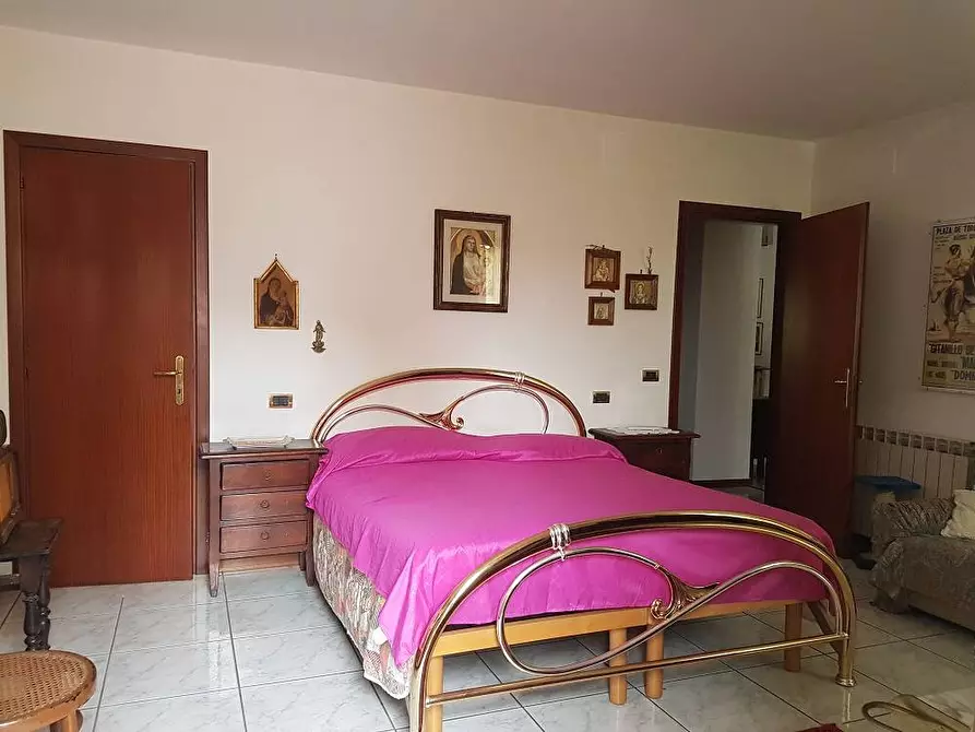 Immagine 10 di Casa semindipendente in vendita  a Marsciano