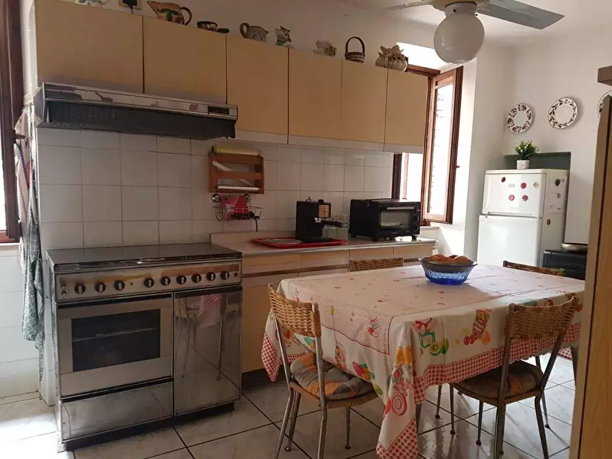 Immagine 13 di Casa semindipendente in vendita  a Marsciano
