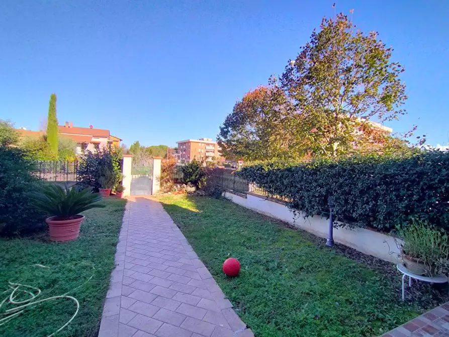 Immagine 2 di Villetta a schiera in vendita  a Marsciano