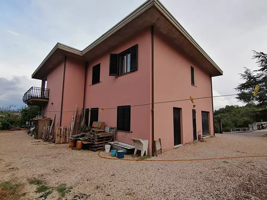 Immagine 2 di Villa in vendita  a Monte Castello Di Vibio
