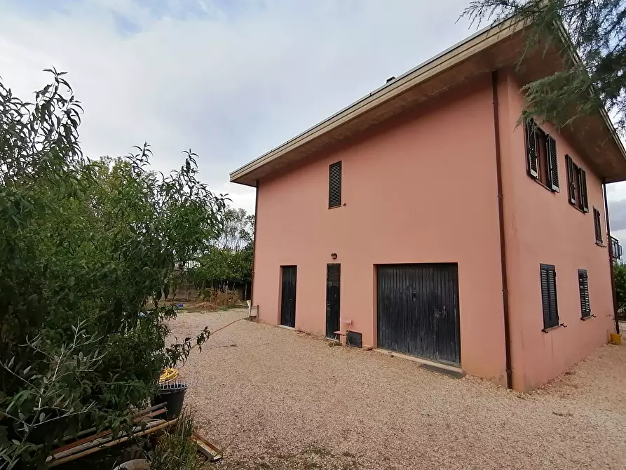 Immagine 3 di Villa in vendita  a Monte Castello Di Vibio