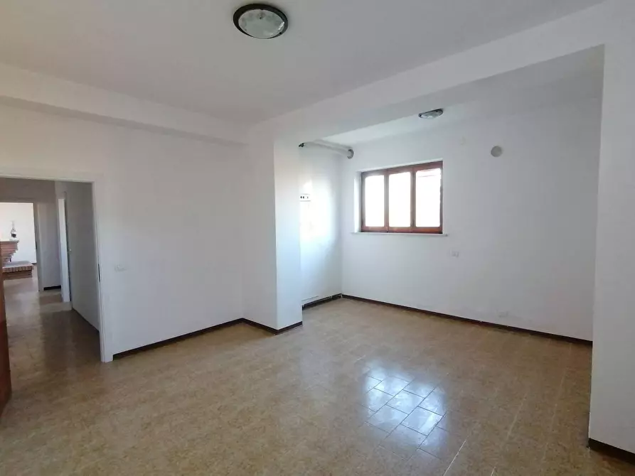 Immagine 8 di Casa semindipendente in vendita  a Marsciano