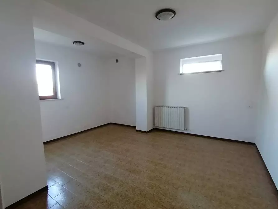 Immagine 9 di Casa semindipendente in vendita  a Marsciano