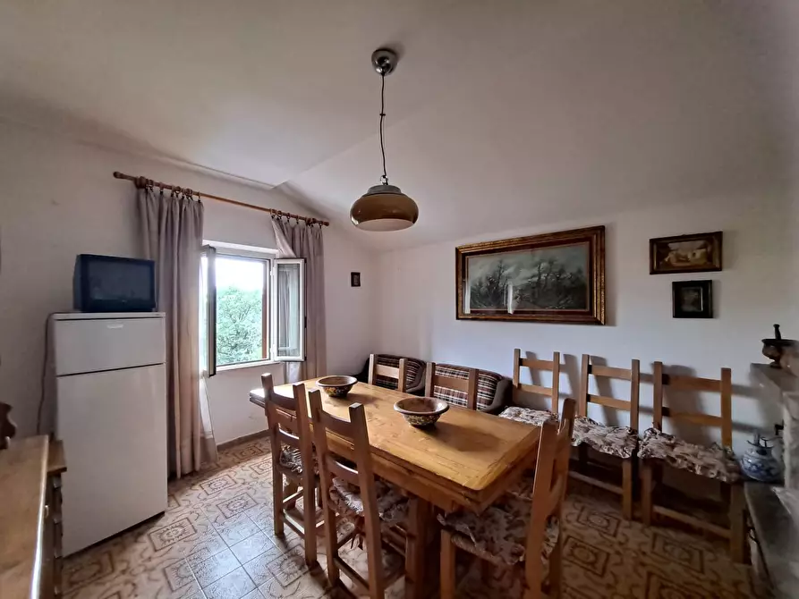 Immagine 2 di Appartamento in vendita  in Loc. Poggio Spaccato 1 a Montegabbione