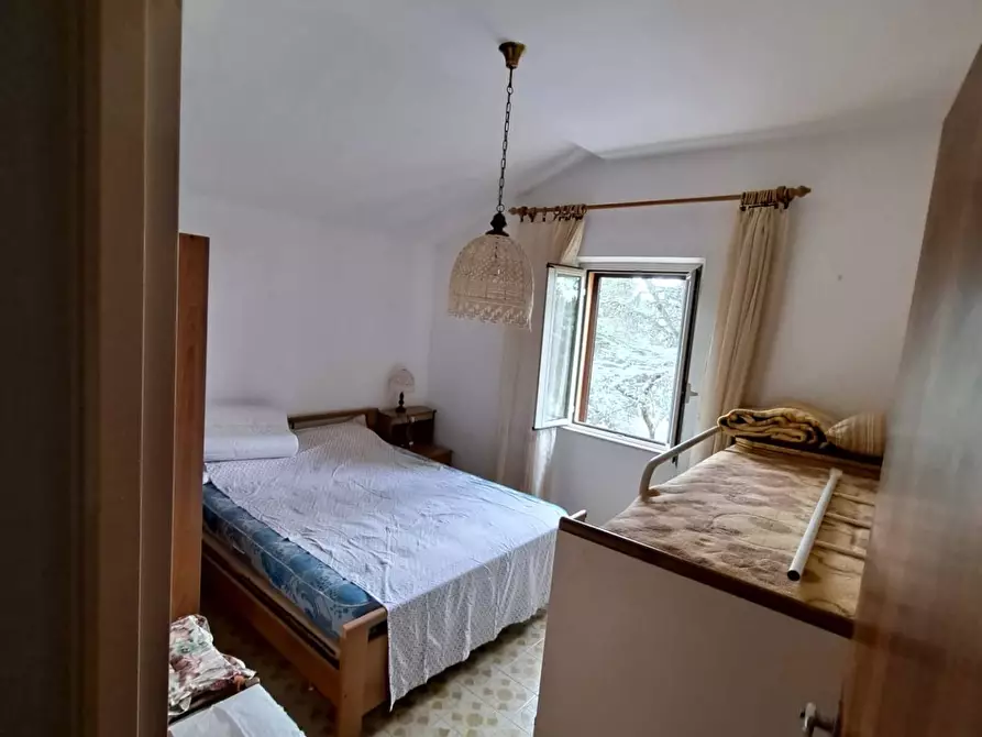 Immagine 4 di Appartamento in vendita  in Loc. Poggio Spaccato 1 a Montegabbione
