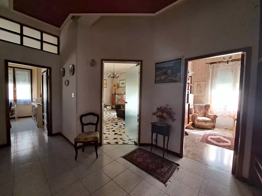 Immagine 2 di Appartamento in vendita  in Piazza Carlo Marx 7 a Marsciano